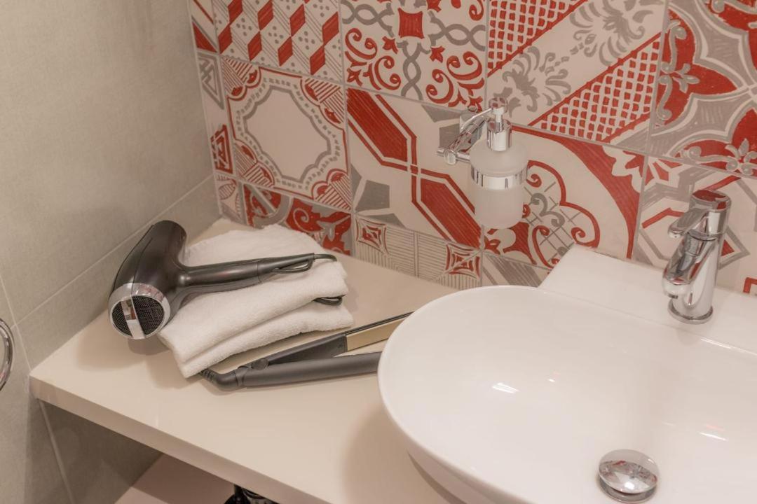 Frattina Ff Italian Suites Rome Bagian luar foto